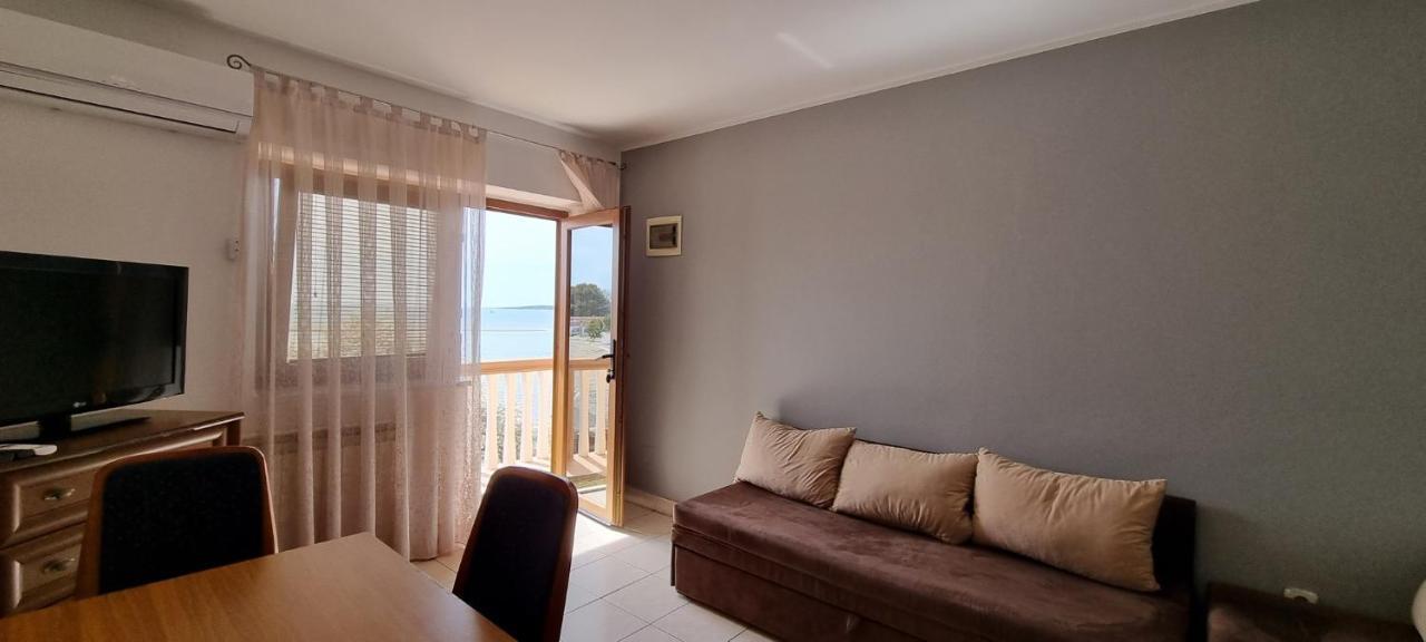 Sand Beach Apartment Idila Medulin Exteriör bild